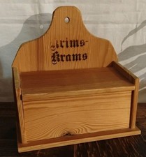 Altes Wandkästchen "Krimskrams" aus Holz Wandregal
