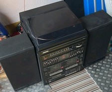 Alte STEREO ANLAGE MIT PLATTENSPIELER