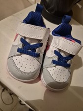 Nike Baby Schuhe Zu Verkaufen