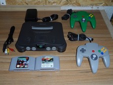 Nintendo 64 Konsole Grau + 2x Controller + 2x Spiele