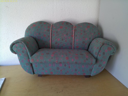 Schönes puppen sofa - schönes, puppen-sofa