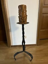 Großer alter Kerzenständer Metall Gusseisen mit Antiker Kerze Retro Vintage