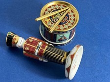Royal crown derby treasures - crown,