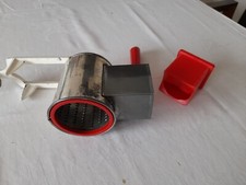 Metall  Nussmühle oder Mandelreibe  Trommelreibe manuell - Vintage 1960er Jahre