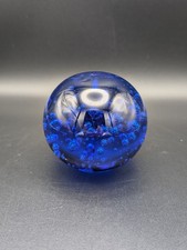 Glaskugel/Briefbeschwerer aus