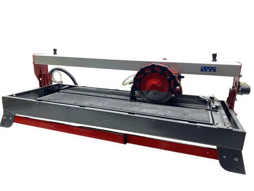 Fliesenschneidemaschine