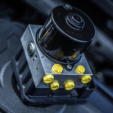 Suzuki Grand Vitara ABS ESP Steuergerät Reparatur