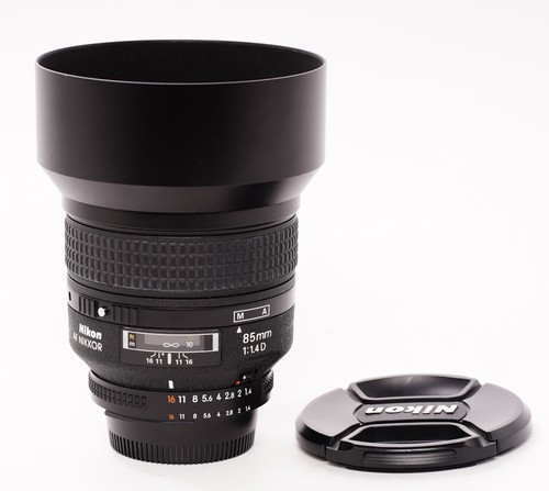Nikon nikkor 85mm - nikkor, f/1.4