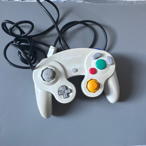 Nintendo gamecube controller - nintendo,