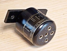 Neuberger Röhren Prüfgerät Prüfsockel f. Heizung + Schlüsse um 1930 sehr selten