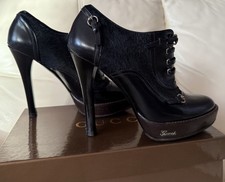 Gucci Kalbsleder in pony-optik Geschnürt boots 38.5IT Guter Zustand