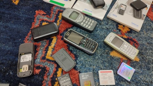Alte nokia handys - liegen, ewig