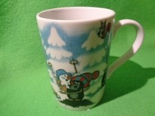 Henkelbecher Krtek  Maulwurf baut ein Schneemann 10,5 cm von Thun