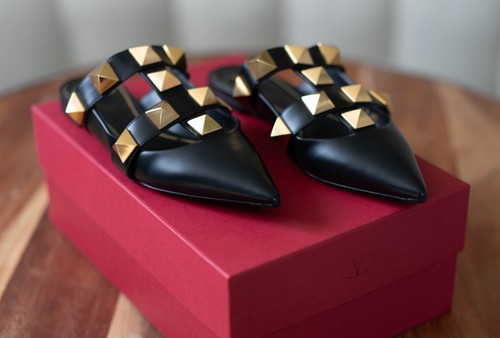 Valentino garavani roman - roman, stud