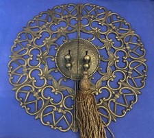 altes gr. Rundell Tor Messing 2,3 kg reich verziert Abschluss m. Griff