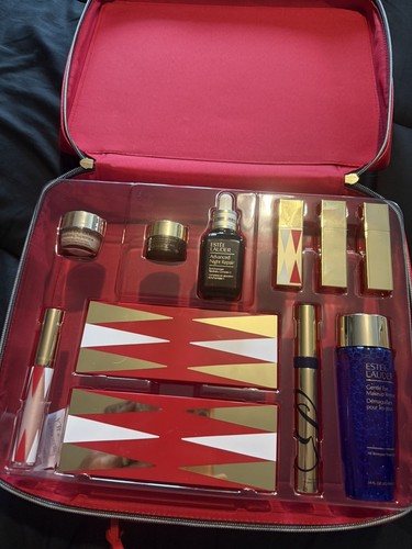 Neu estee lauder holiday - estee,