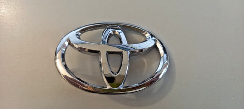 Toyota emblem logo - toyota,