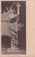 FAIR WOMEN TUCK 629 um 1904