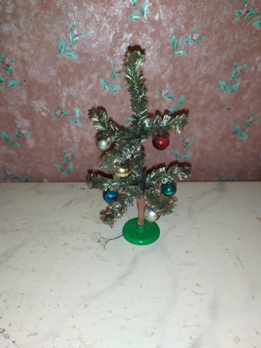 Alter tannenbaum glaskugeln - tannenbaum, +