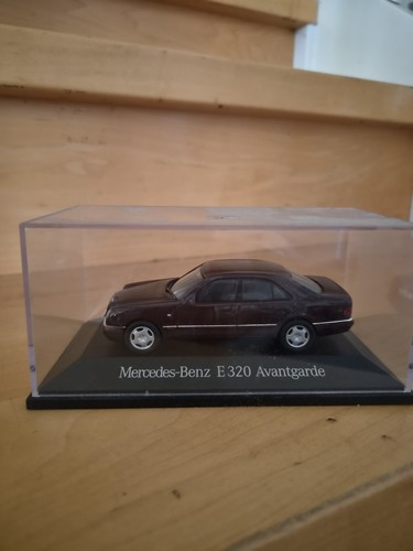Herpa mercedes benz - mercedes-benz, e320