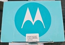 Motorola RAZR2 V8 Gold Handy