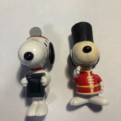 Donalds happy meal snoopy - happy,