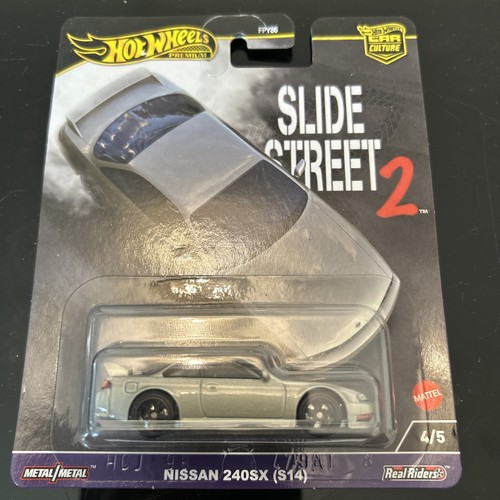 Hot wheels premium - hot,