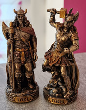 Thor & Loki Figuren je 8,5 cm hoch neuwertig