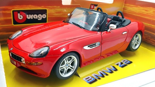 Burago scale diecast - 1/18,