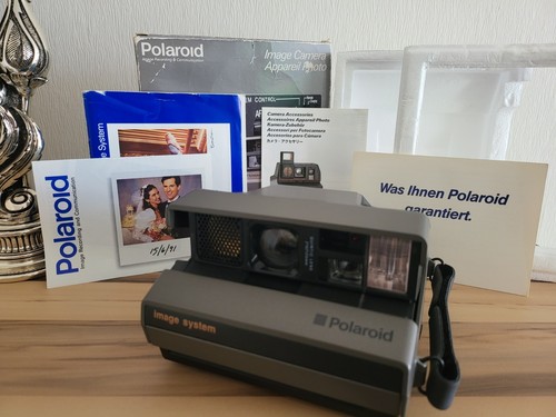 Polaroid spectra image - polaroid,