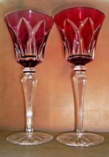 2 Weingläser Kristallglas SAINT LOUIS Rot.