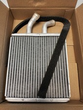 MAHLE AH 55 000S Wärmetauscher Innenraumheizung mit Anbauteilen u.a. passend für