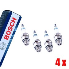 4x (4 Stück) BOSCH Super ZÜNDKERZE 0241229612 / W8AC .