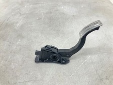 15-18 FORD Focus Gas