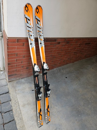 Völkl ski skier schi - ski,