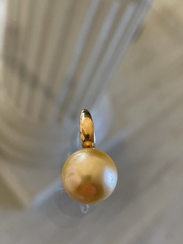 Goldene südseeperle groß - goldene,