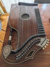 Zitter Musikinstrument Farmus