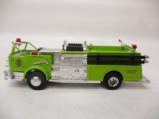 x-93930	Praline 1:87 US American La france Feuerwehr Fire Dept.