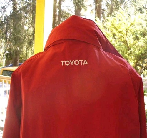 Neu toyota jacke rot l - toyota,