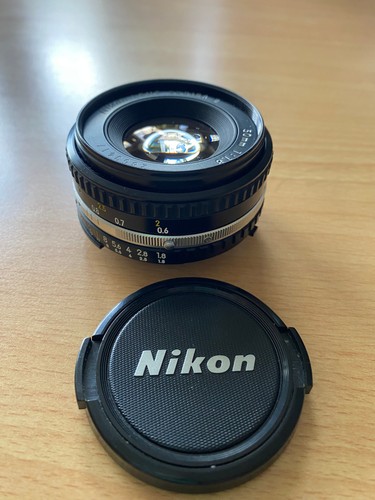Nikon objektiv 1 - mm, 1.8