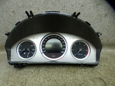 Kombiinstrument A2049003902