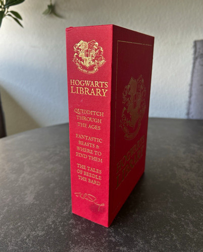 The hogwarts library - the, set