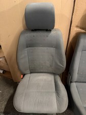 VW T4 T-IV Caravelle Transporter Fahrersitz vorne links  Sitz  mit Konsole