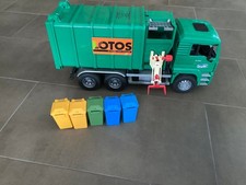 Bruder Müllauto mit 5 Mülltonnen TOP