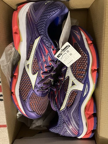 Women running shoes mizuno - women‘s,