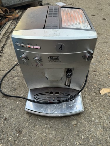 Longhi magnifica - de'longhi,