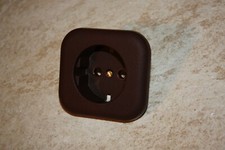 Busch & Jäger LX Steckdosenblende in rotbraun/mahagoni