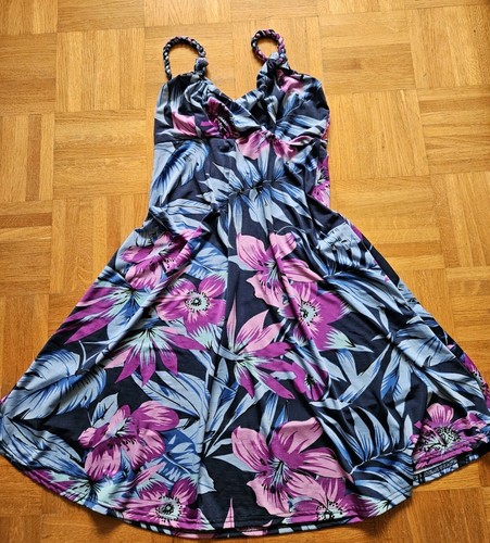 Blumiges sommerkleid s - blumiges,