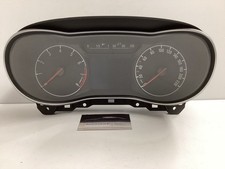 Opel Corsa E Kombiinstrument