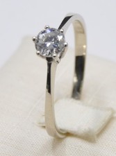 Weißgold Ring Diamant